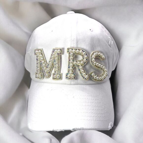 COPY - NWT Wool + Pepper Co. MRS Pearl Embellished Bride White Distressed Hat - Picture 1 of 5